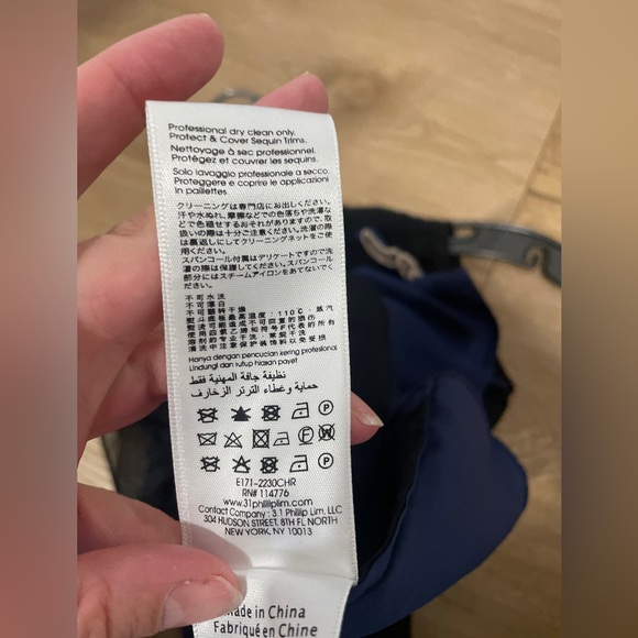 3.1 Phillip lim embroidered appliqué silk top size 4 - Picture 11 of 11